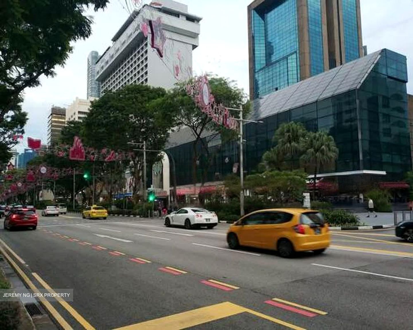 Orchard Road (D9), Retail #595193451